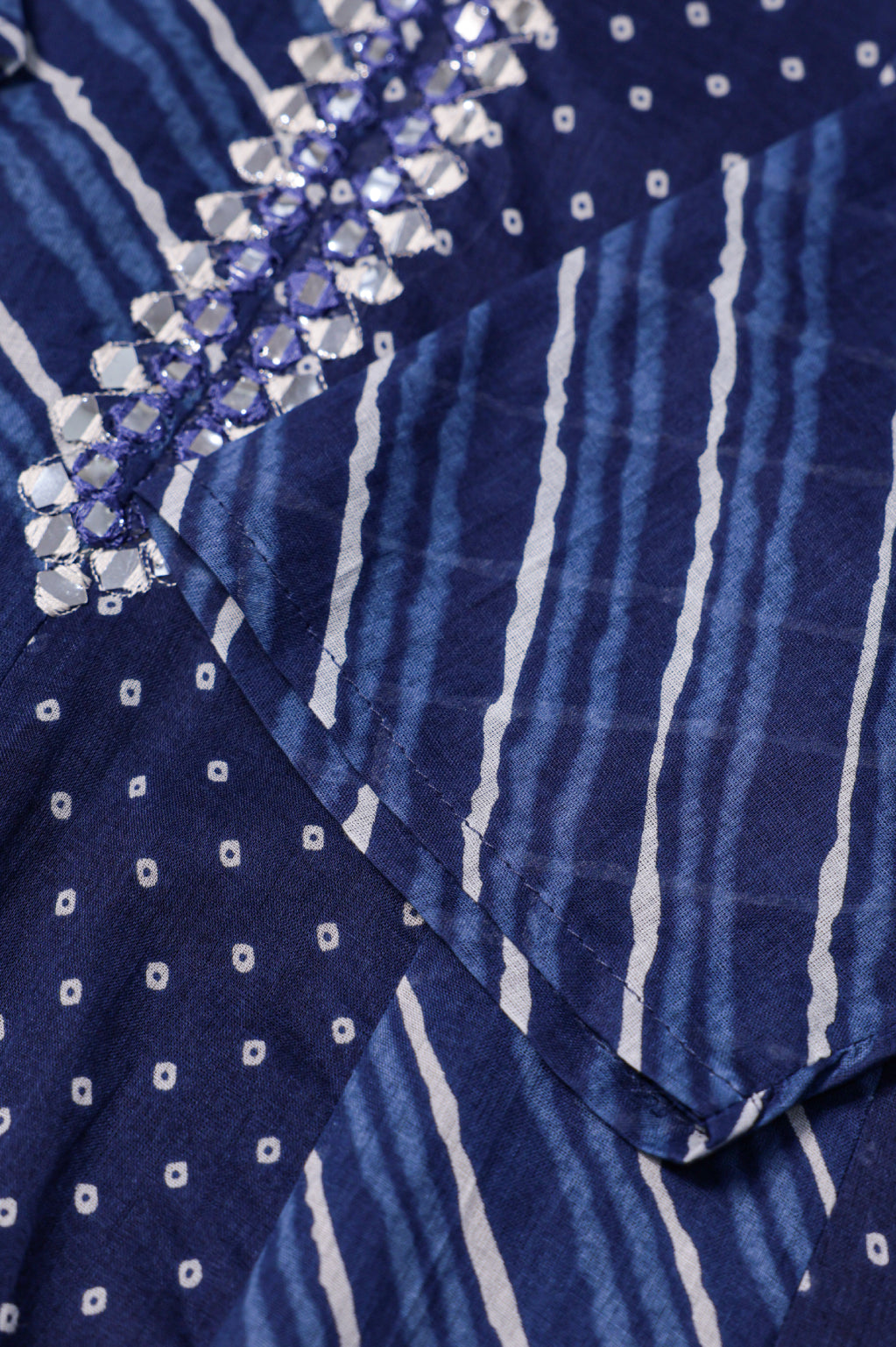 Blue Leheriya Printed Suit Set